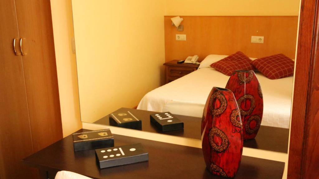 Hostal Antolin เรดอนเดลา ภายนอก รูปภาพ